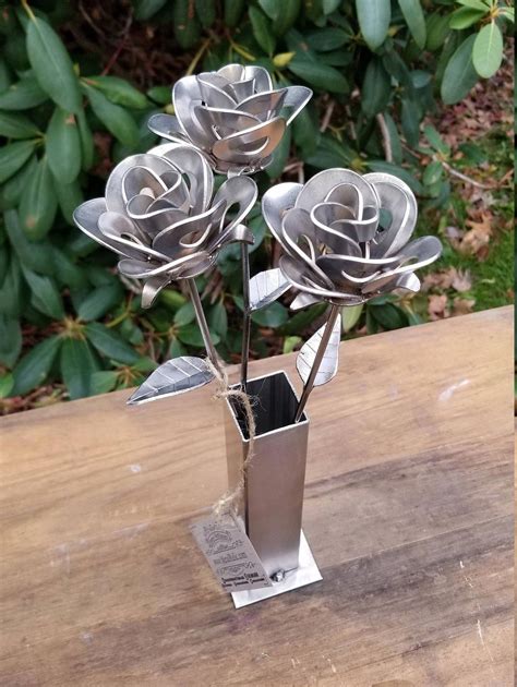 metal rose box|Metal Rose Floral Décor for sale .